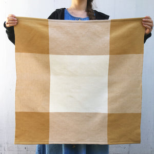 Goose-eye Table Square